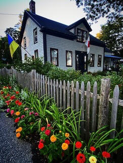 Sea Salt cottage Wiscasset Maine boutique stay vacation rentals